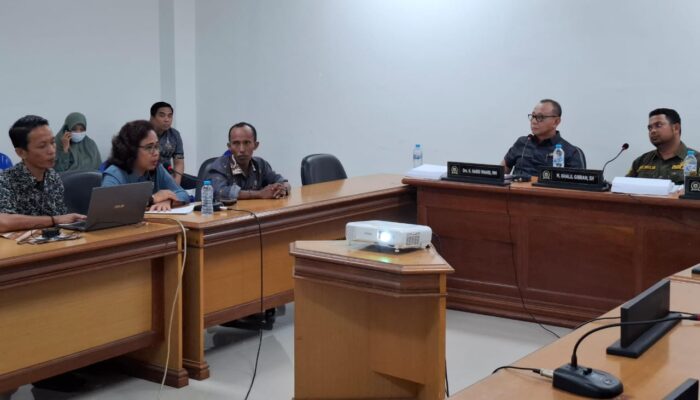 Komisi II DPRD Sulbar Rapat LKPJ dengan Biro Ekbang, Bahas Perkembangan Ekonomi hingga Kinerja Pengendalian Inflasi