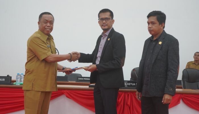 DPRD Sulbar Gelar Rapat Paripurna, Gubernur Sampaikan Penjelasan Ranperda Penyertaan Modal ke Bank Sulselbar