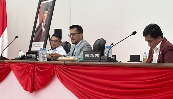 DPRD Sulbar Rapat Paripurna Jawaban Gubernur Terhadap Pemandangan Fraksi atas Ranperda Penyertaan Modal