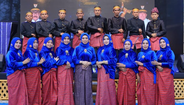 Pelestarian Warisan Budaya, Festival Keris dan Badik Kamardikaan 2025 di Buttu Cipping Resmi Dibuka Wakil Gubernur Sulbar