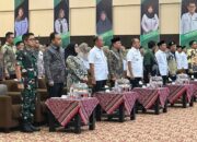 Tiga Unsur Pimpinan DPRD Sulbar Hadiri Pelantikan KAHMI