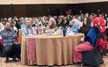 Wakil Ketua DPRD Sulbar Suraidah Hadiri Talkshow Pendidikan dan Launching Buku Bahasa Daerah Mamuju