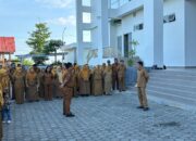 Kabag Fasilitasi Pengawasan dan Penganggaran Sekretariat DPRD SuIbar Yulhabianto Pimpin Apel Pagi