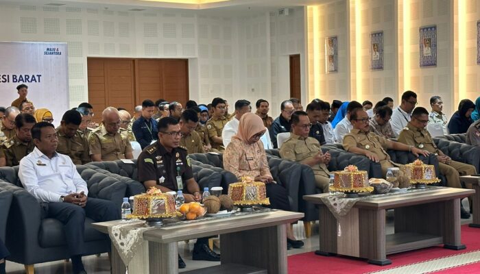 Anggota DPRD Sulbar Haluddin dan Sekwan Arianto Hadiri Forum Konsultasi Publik Ranwal RKPD 2027
