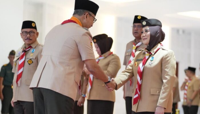 Salurkan Bantuan Korban Kebakaran di Galung Tulu, Suraidah: Komitmen dan Kepedulian Pramuka Sulbar