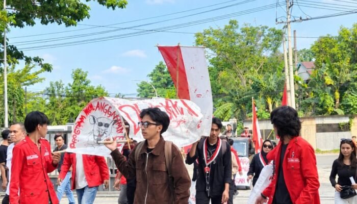 Aksi Damai Dua Tahun Kepemimpinan Prabowo-Gibran, GMNI Mamuju Soroti Kebijakan Nasional hingga Persoalan Daerah